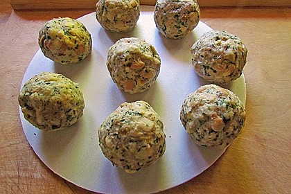 Semmelkn&ouml;del, wahlweise mit oder ohne Speck 13