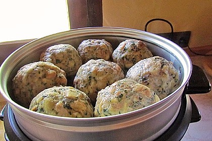 Semmelkn&ouml;del, wahlweise mit oder ohne Speck 14