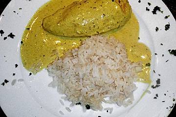 Hähnchenbrust in Curryrahmsauce