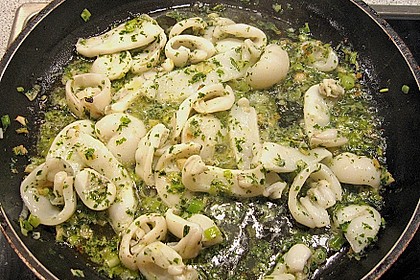 Tintenfisch mit Knoblauch