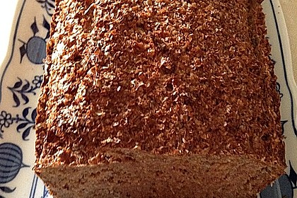 Eiweißbrot mit Sonnenblumenkernen 1