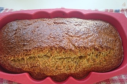 Eiweißbrot mit Sonnenblumenkernen 22