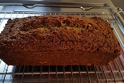 Eiweißbrot mit Sonnenblumenkernen 27