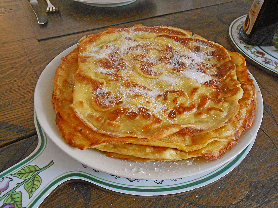 Süße Pfannkuchen mit Schokolade: Ein süßes und saftiges Rezept