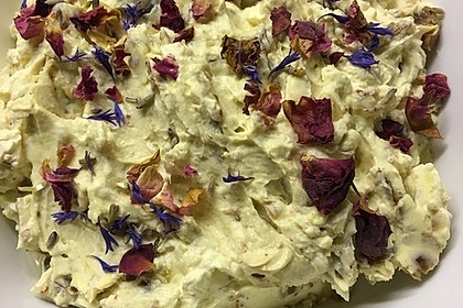 Pikanter Dattel-Frischkäse-Dip 2