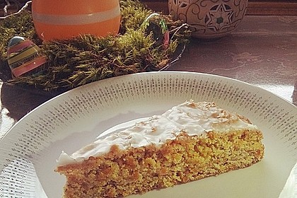 Dinkel-Möhren-Nuss-Kuchen