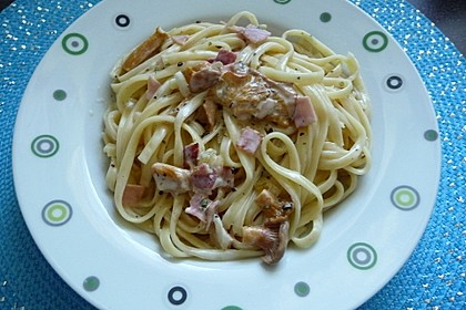 Schinkennudeln mit Pfifferlingen 2