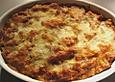 Nudelauflauf mit Mozzarella und So&szlig;e Bolognese