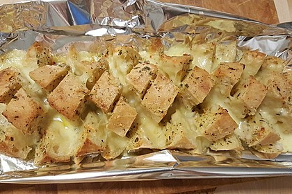 Knoblauch-Käse-Ciabatta 5