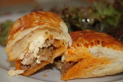 Blätterteig mit Gyrosfüllung und Feta-Käse 4
