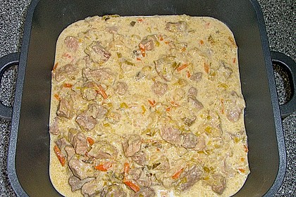Eingemachtes Kalbfleisch