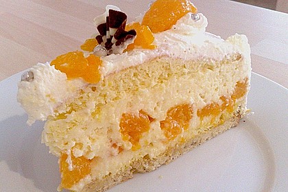 Erdbeertorte mit zarter Joghurtcreme 48