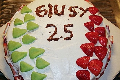 Erdbeertorte mit zarter Joghurtcreme 59