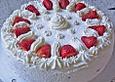 Erdbeertorte mit zarter Joghurtcreme