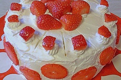 Erdbeertorte mit zarter Joghurtcreme 87