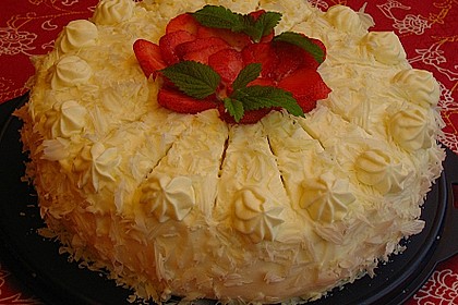 Erdbeertorte mit zarter Joghurtcreme 107
