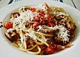 Bandnudeln mit braunen Champignons und Tomaten-Vinaigrette