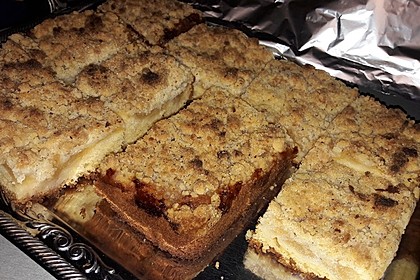 Streusel Apfel Blechkuchen 12