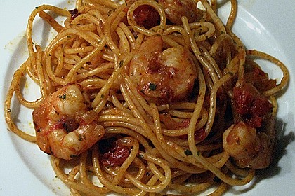 Schwarze Spaghetti mit Scampisugo 4
