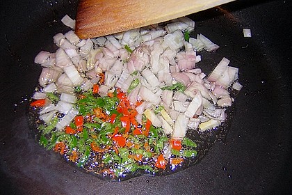 Asiatisch gebratene Nudeln süß - scharf, vegetarisch 16