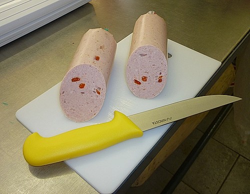 Lyoner Wurst selber machen (Rezept mit Bild) von nanncy100 | Chefkoch.de