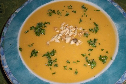 Süßkartoffel–Erdnuss-Suppe 21