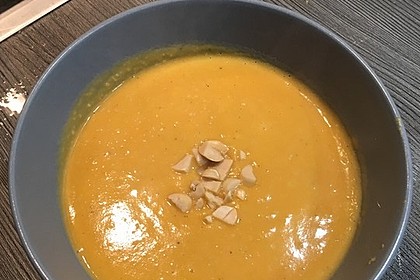 Süßkartoffel–Erdnuss-Suppe 25