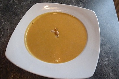 Süßkartoffel–Erdnuss-Suppe 12