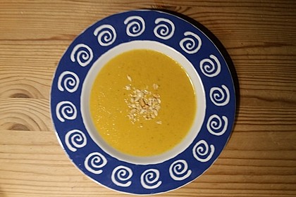 Süßkartoffel–Erdnuss-Suppe 29