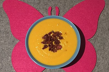 Süßkartoffel–Erdnuss-Suppe 13