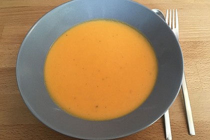 Süßkartoffel–Erdnuss-Suppe 28
