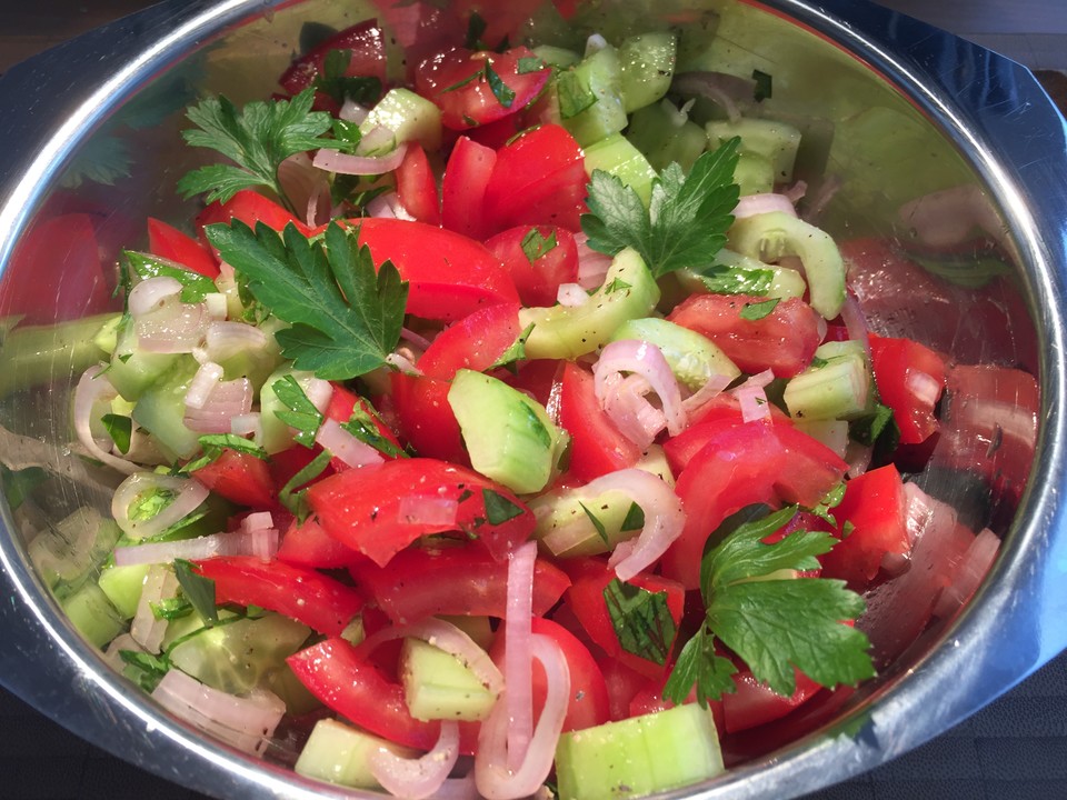 Israelischer Salat (Rezept mit Bild) von lolabasasi | Chefkoch.de