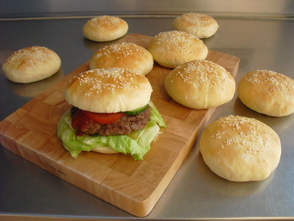 Burger Buns, Brötchen für Hamburger (Rezept mit Bild) | Chefkoch.de