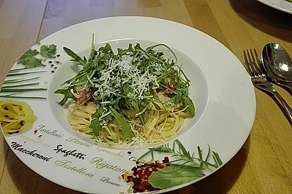 Tagliatelle in Weißwein Sahne mit Cocktailtomaten 1