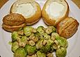 Gef&uuml;lltes K&auml;sebr&ouml;tchen zu Rosenkohl