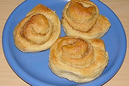 Zimt - Hefe Schnecken 9