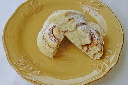 Zimt - Hefe Schnecken 13