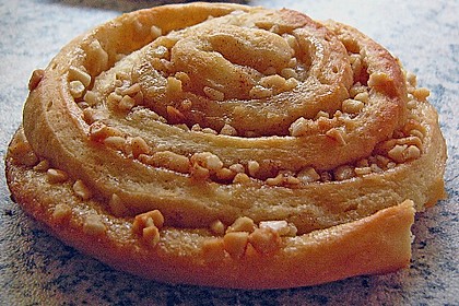 Zimt - Hefe Schnecken 2