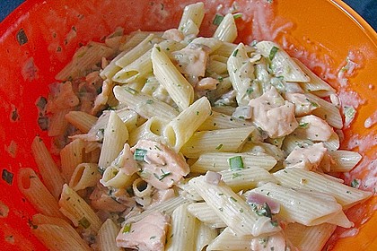Penne mit cremiger Lachssauce 1