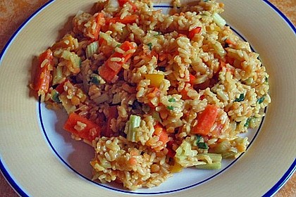 Gem&uuml;sereispfanne mit roten Linsen 1