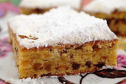 Stollenkuchen vom Blech mit Marzipan 1