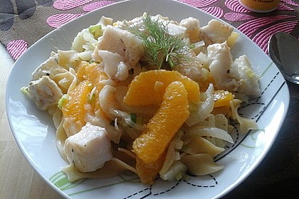 Tagliatelle an Orangen-Fenchel-Sauce mit gebratenen Kabeljaufiletstücken 16