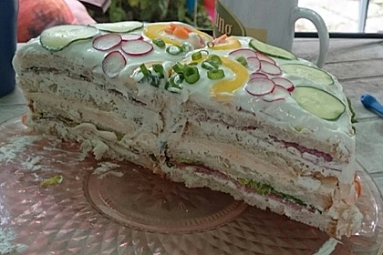 Festliche Sandwichtorte 12