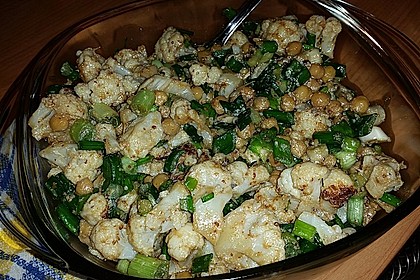 Gerösteter Blumenkohl-Salat 12