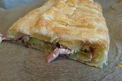 Zucchini-Feta-Strudel 8