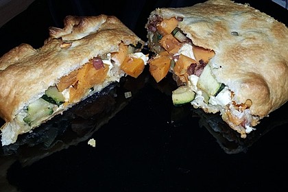 Zucchini-Feta-Strudel 9