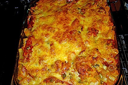 Nudelauflauf italienischer Art, scharf 14