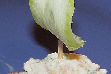Gurken-Lachs-Häppchen 11