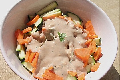 Karotten - Zucchini - Rohkost