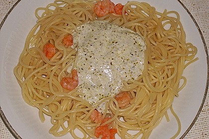 Shrimps auf Knoblauchspaghetti mit Joghurtpesto 1